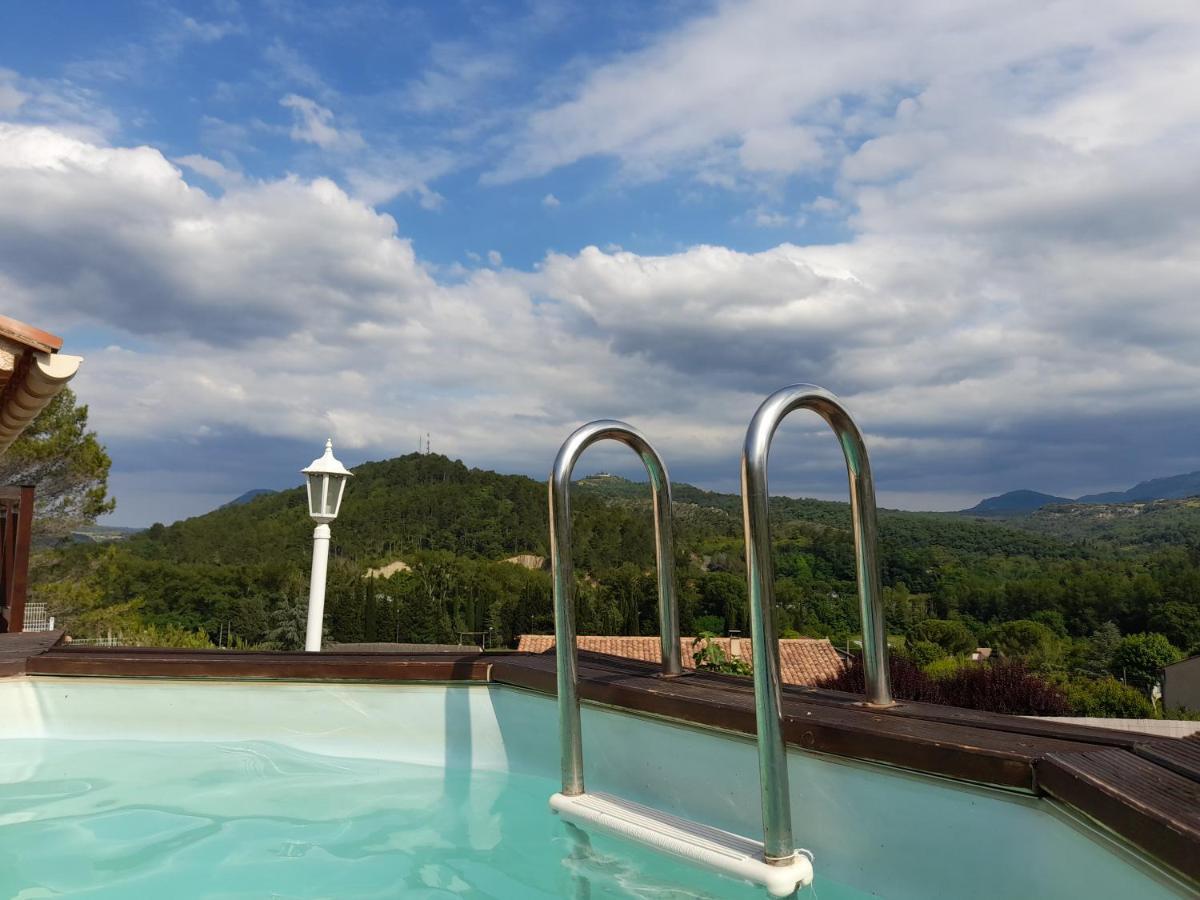 Chez Bernard Et Rosina Bed & Breakfast Espéraza Екстериор снимка