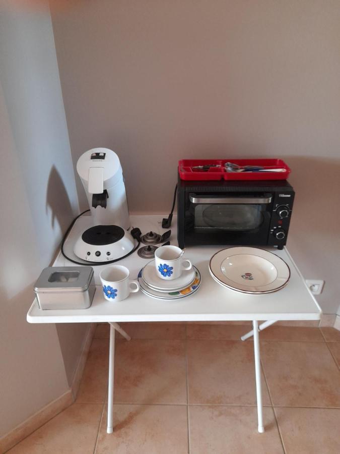 Chez Bernard Et Rosina Bed & Breakfast Espéraza Екстериор снимка